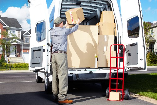 Small local moving service for flats, houses, and offices in Edgware