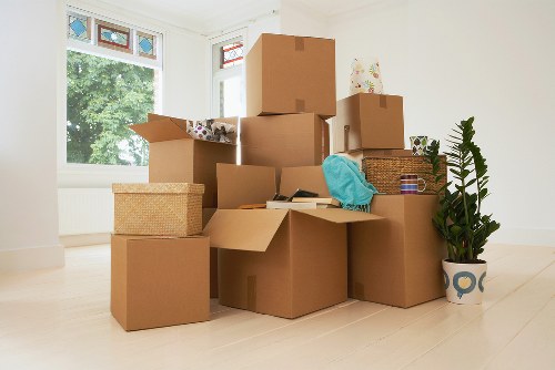 Loading and transport planning for local moves