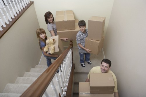 Local moving van serving residential and business customers in Edgware